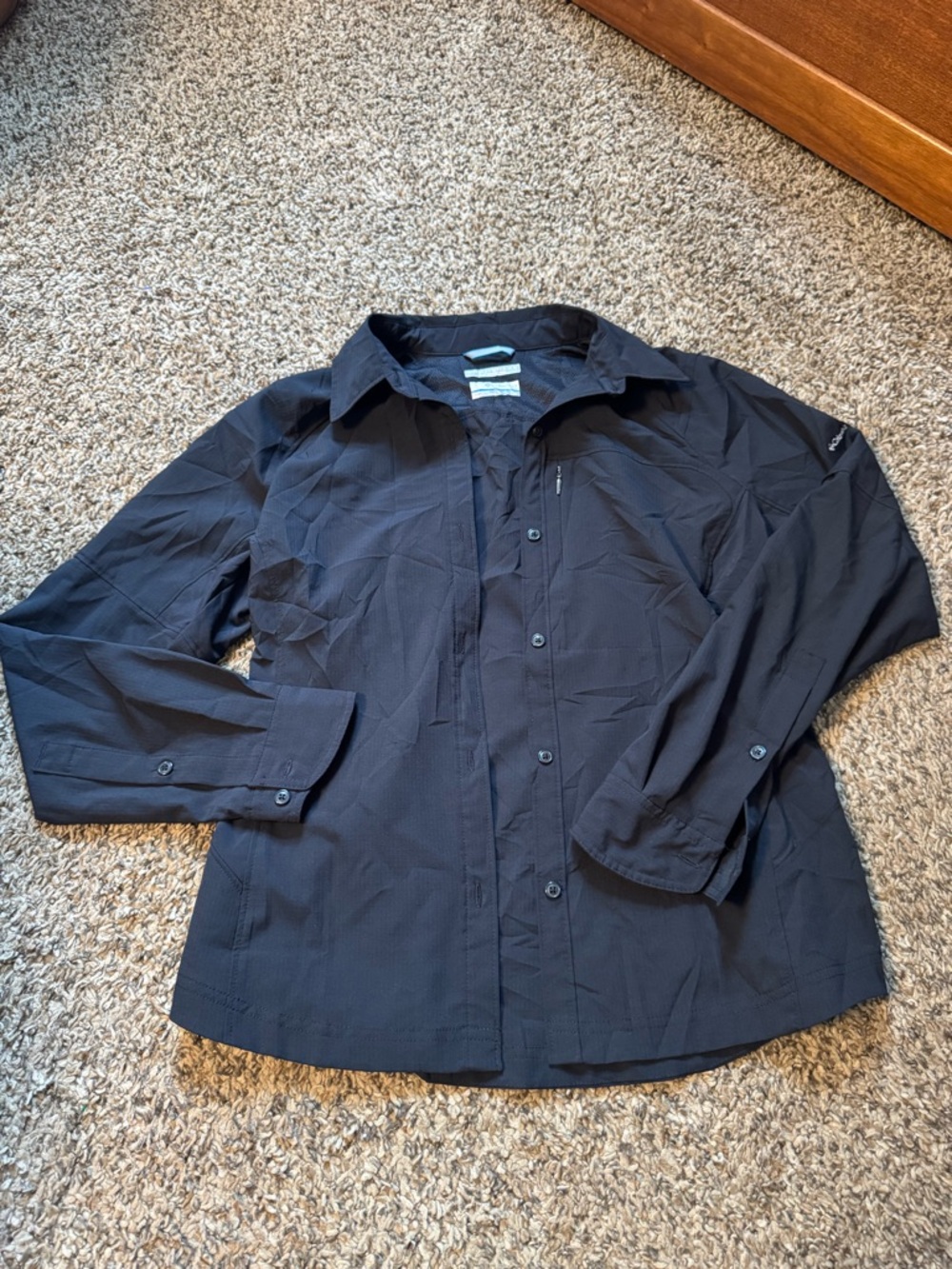 Columbia Men's Black Casual Button-Down Shirt